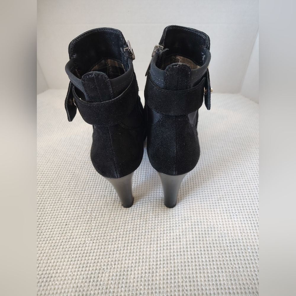 Aqouatalia Elegant Black Suede Ankle Boots Size 8 - Picture 3 of 10